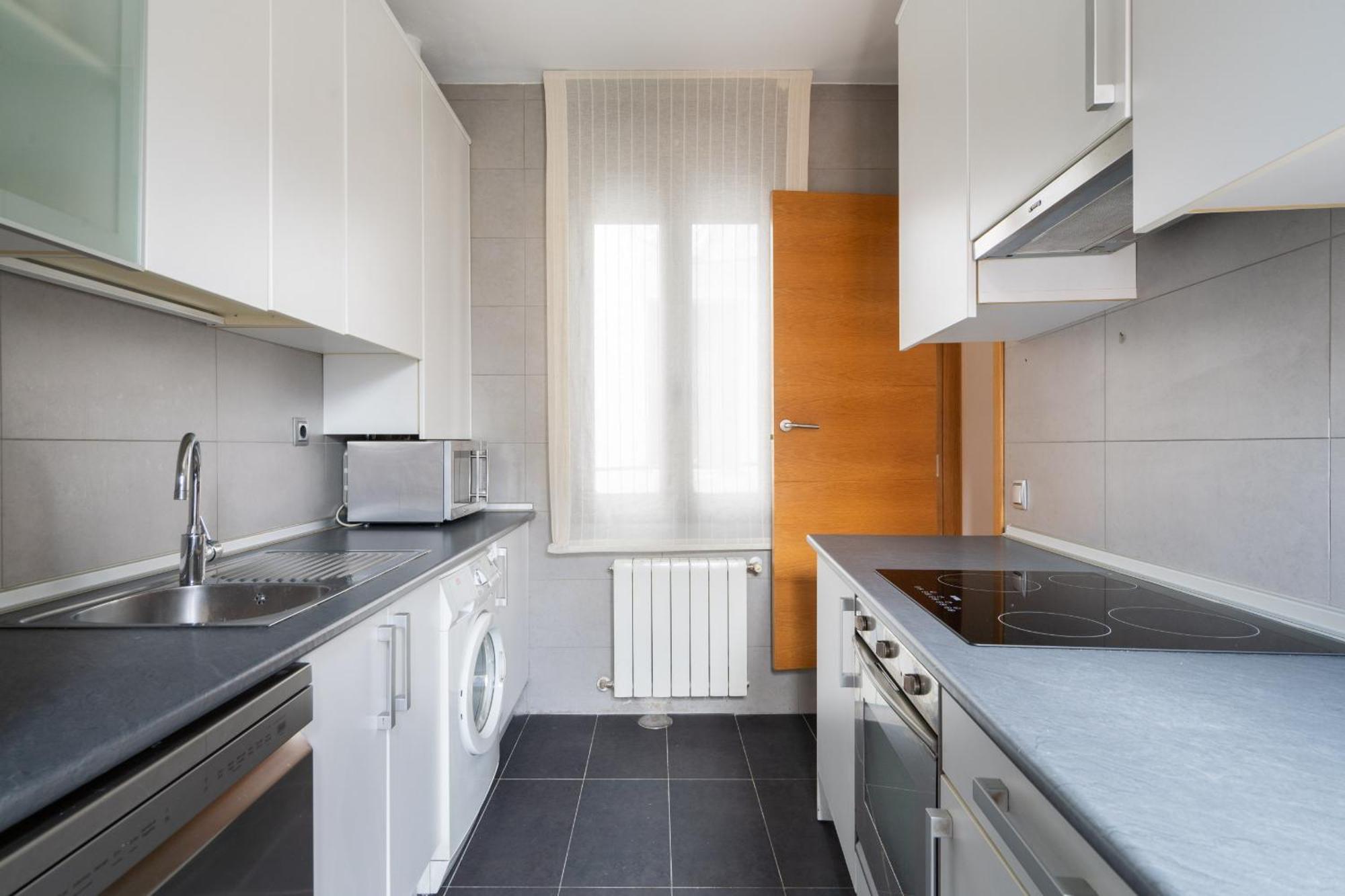 Apartamento Exterior En Lavapies Alquiler Temporal Madrid Buitenkant foto